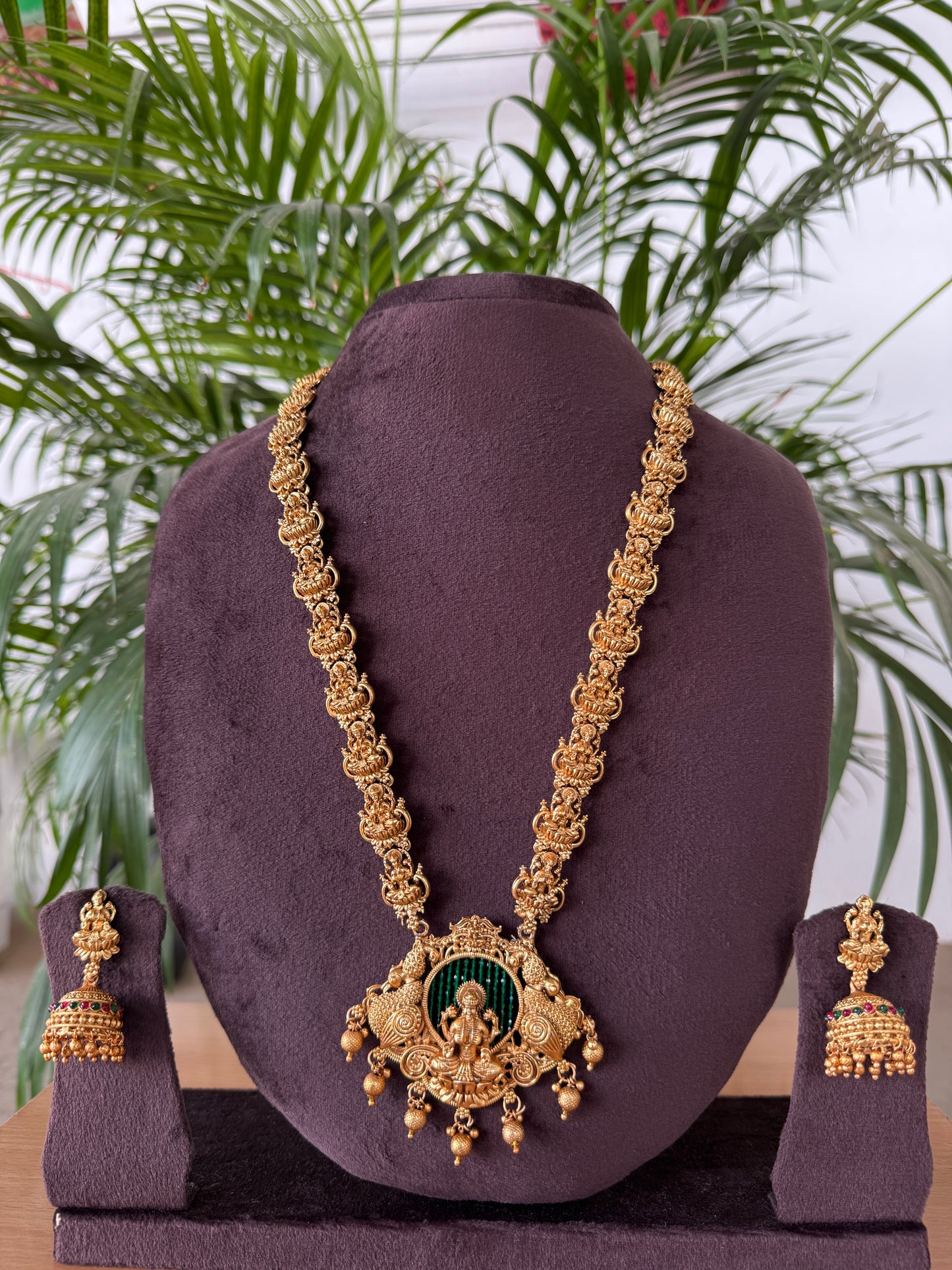 Lakshmi Long Haram With Green Background L03