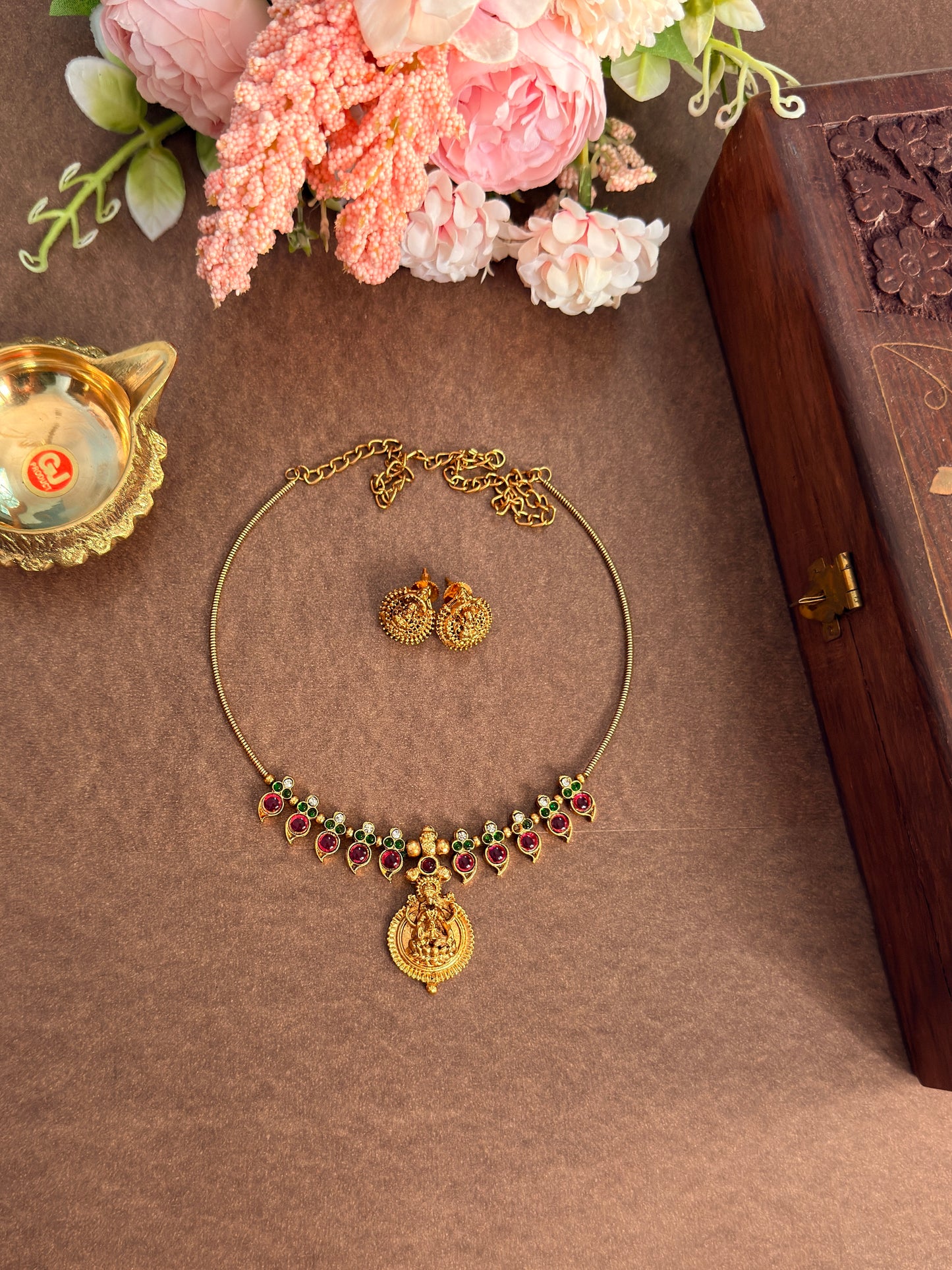 Red Stone Lakshmi dollar Necklace NE61