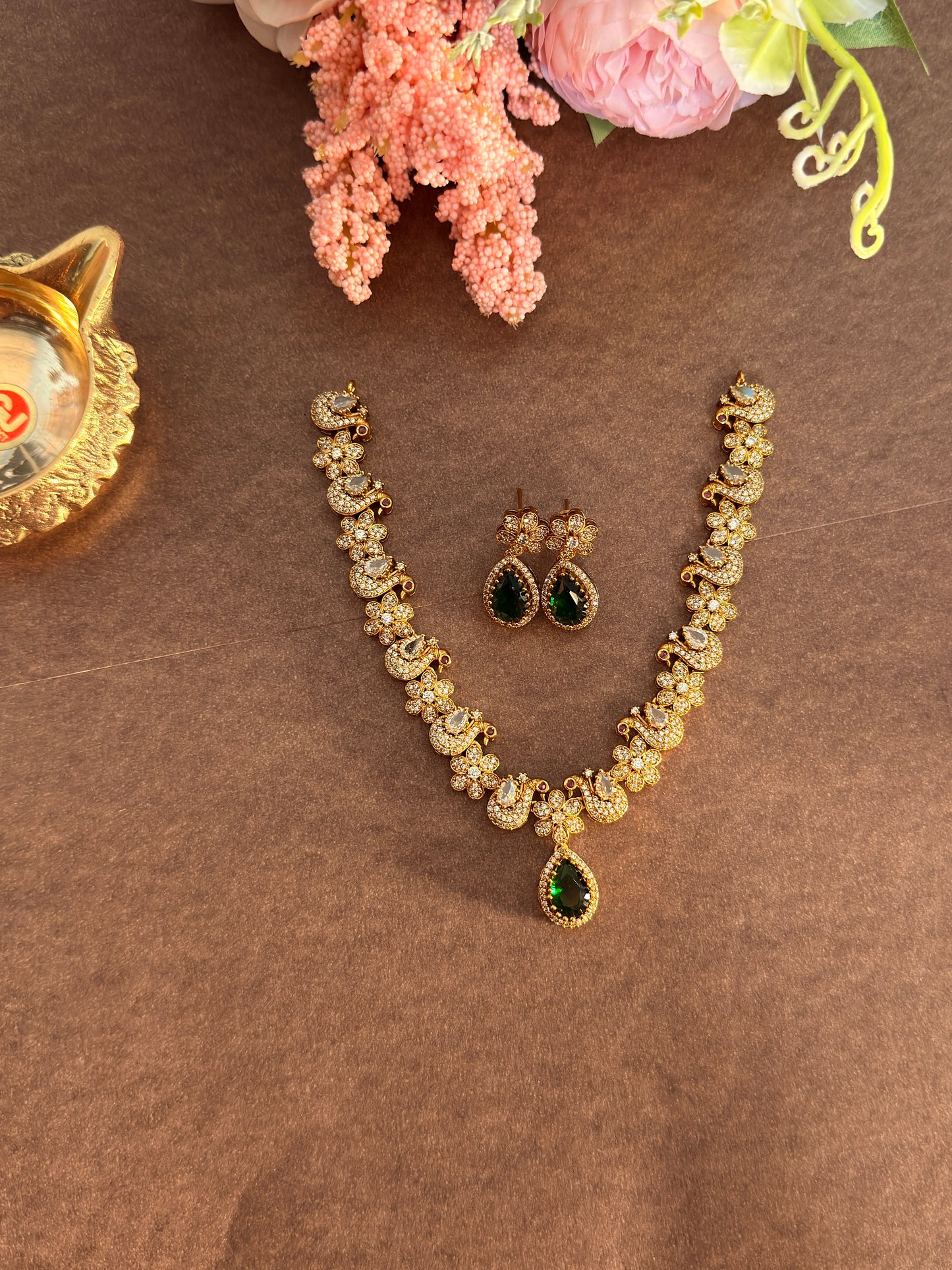AD Necklace Duck & Flower