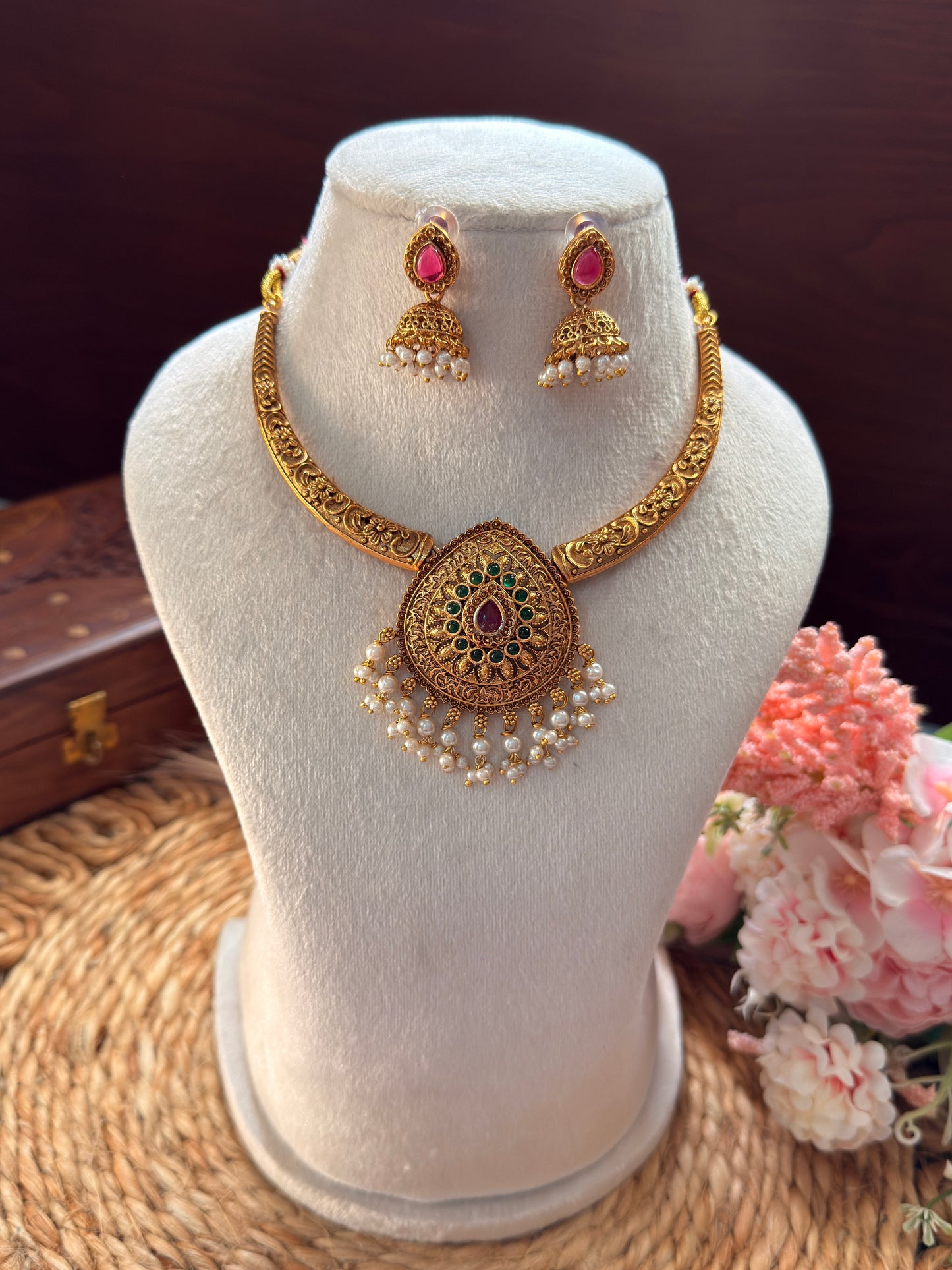 Single Pendent Necklace NE39