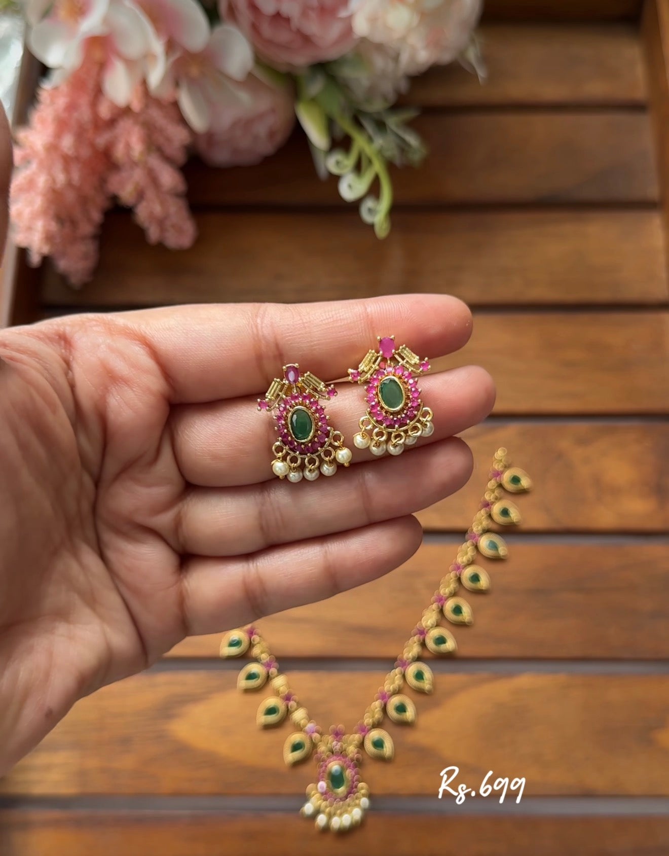 green palaka with pink stone and pearl hanging necklace NE76