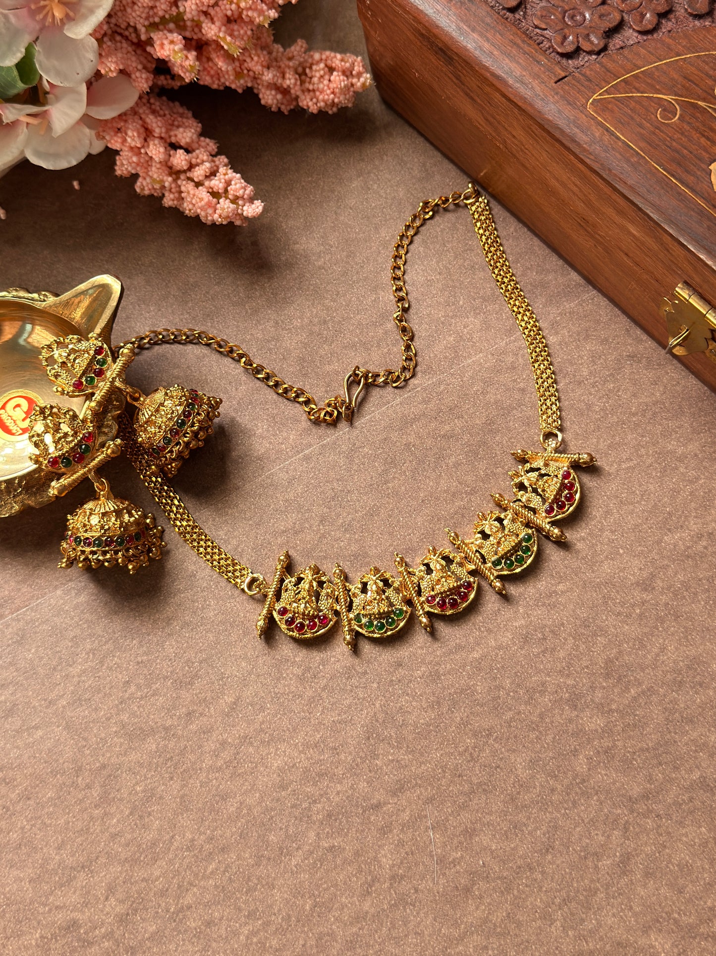 Multi choker Lakshmi CHO13