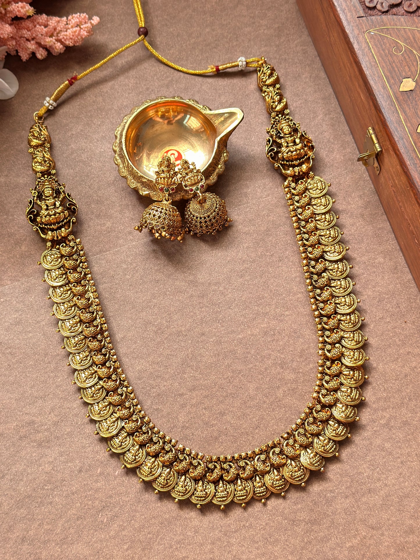 U Shape Coin Bridal set with Goddess Embosed L21