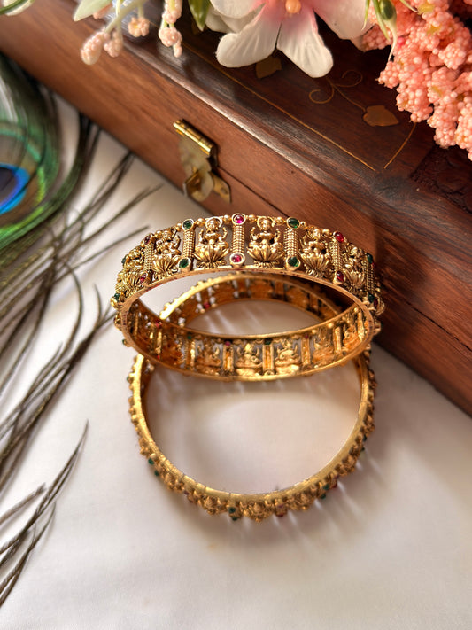 Lakshmi Pillar Bangles B32