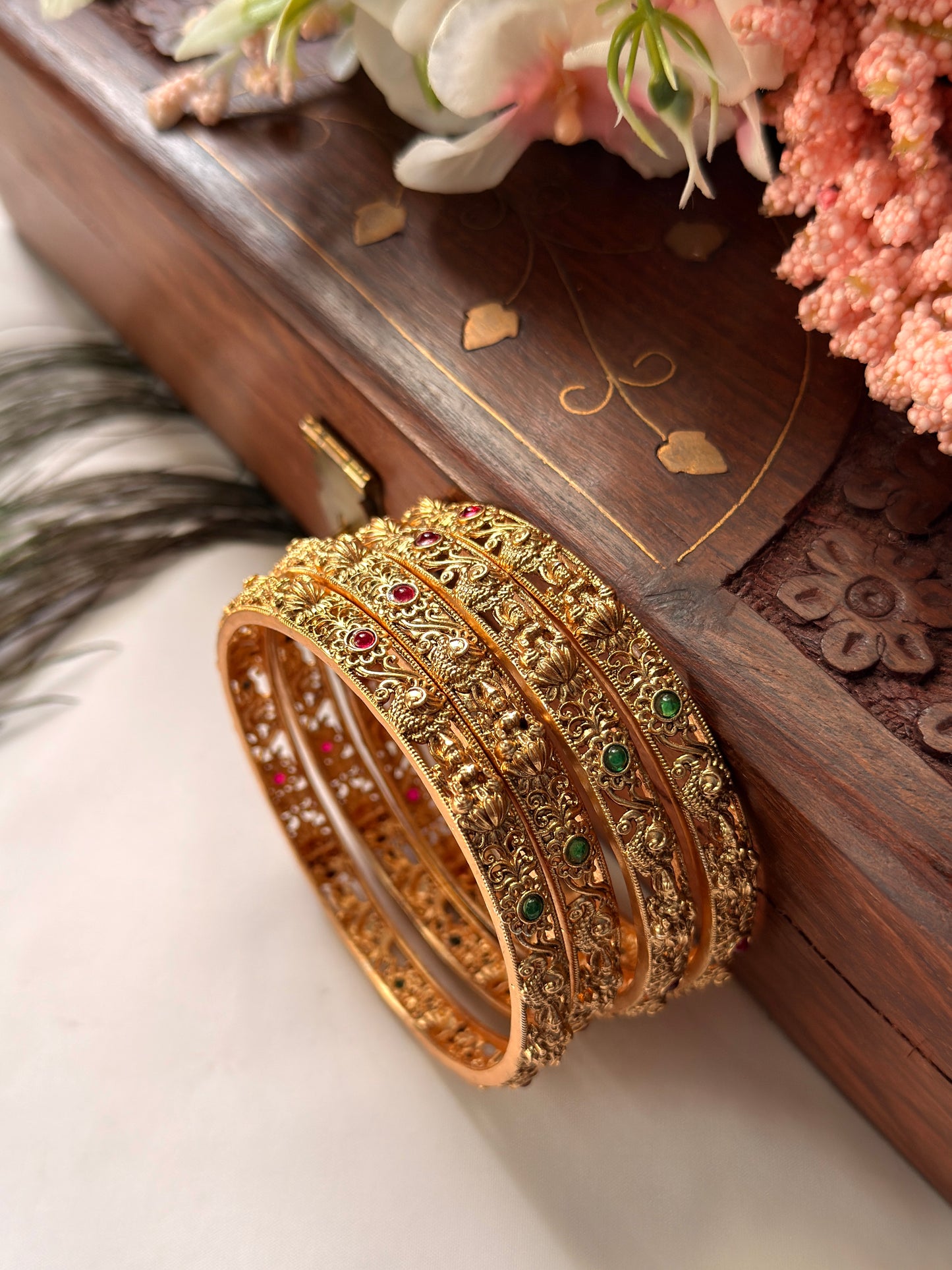 Lakshmi Small Border Bangles B50