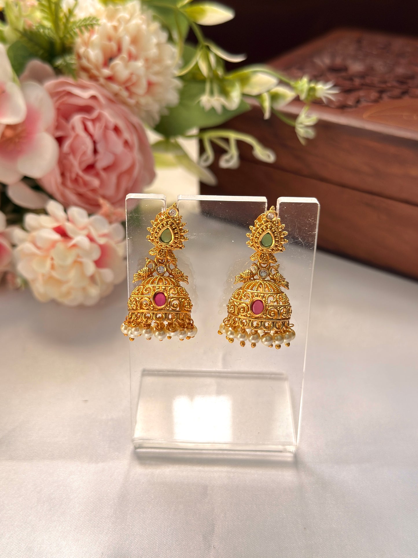 Peacock AD with Pearl EAR02