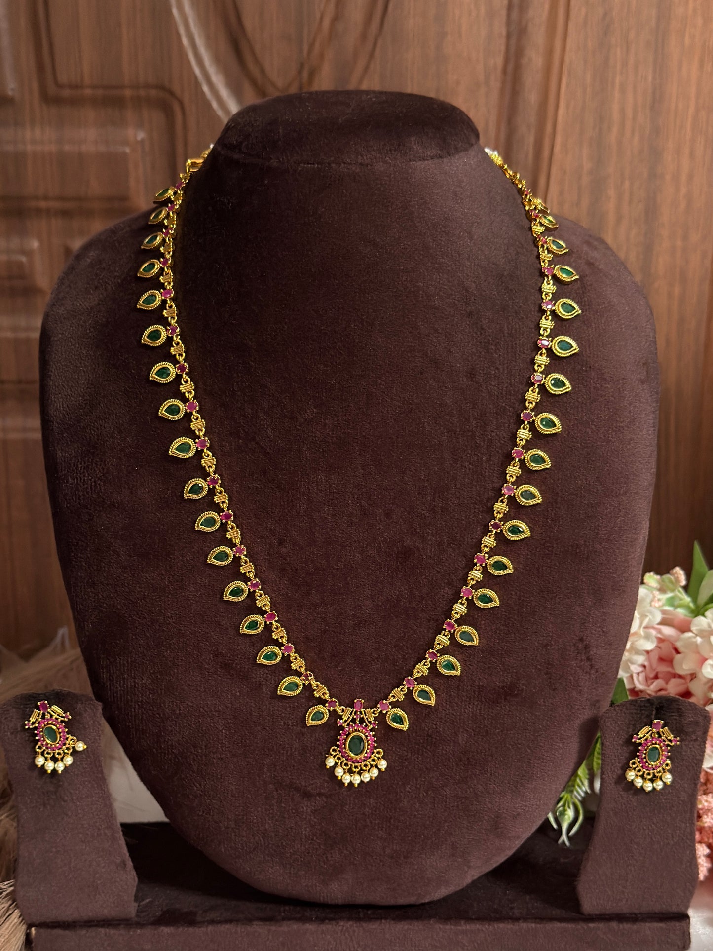 Palaka With Pink Stone Long L55