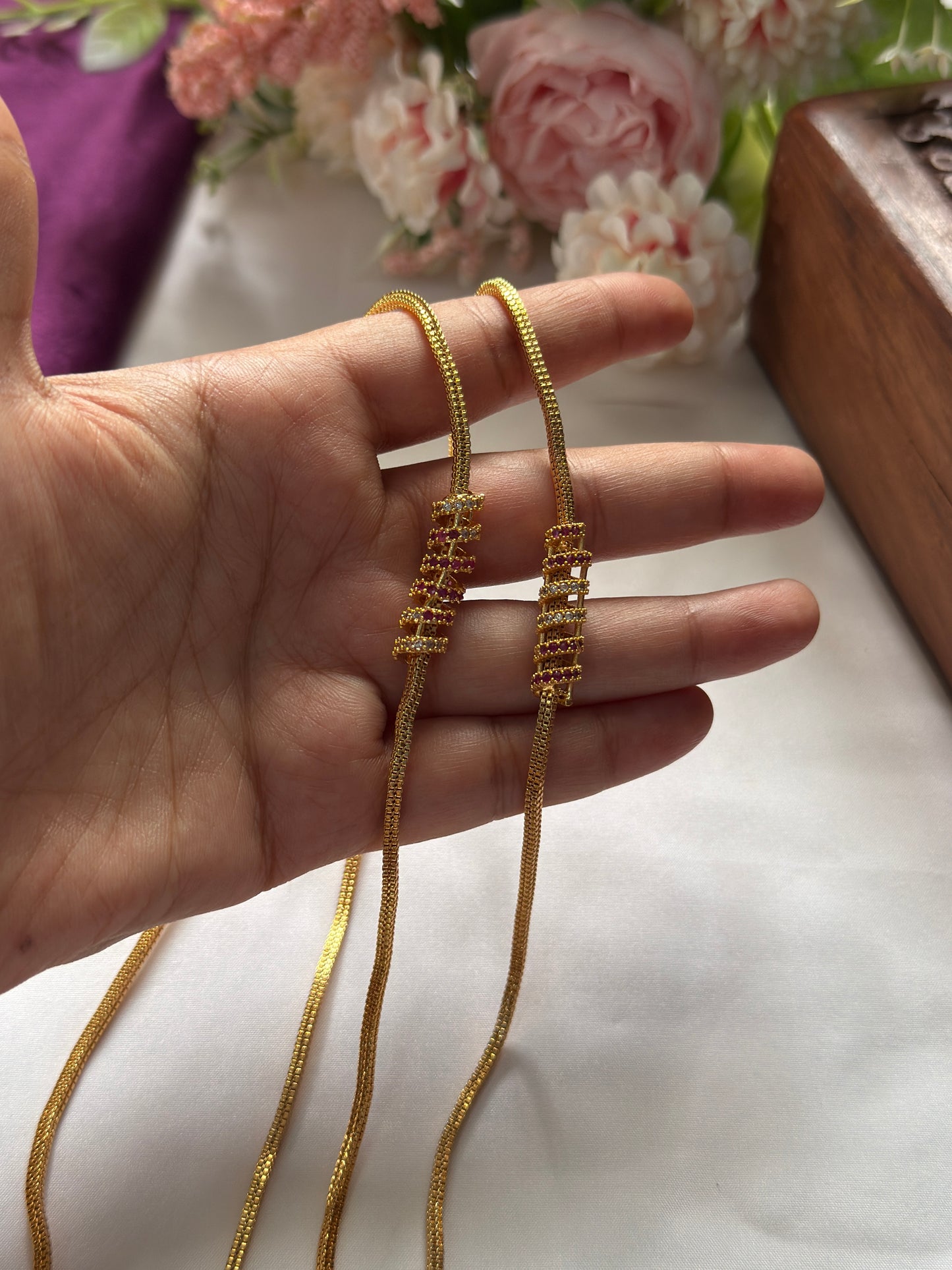 Spiral Mugappu Chain