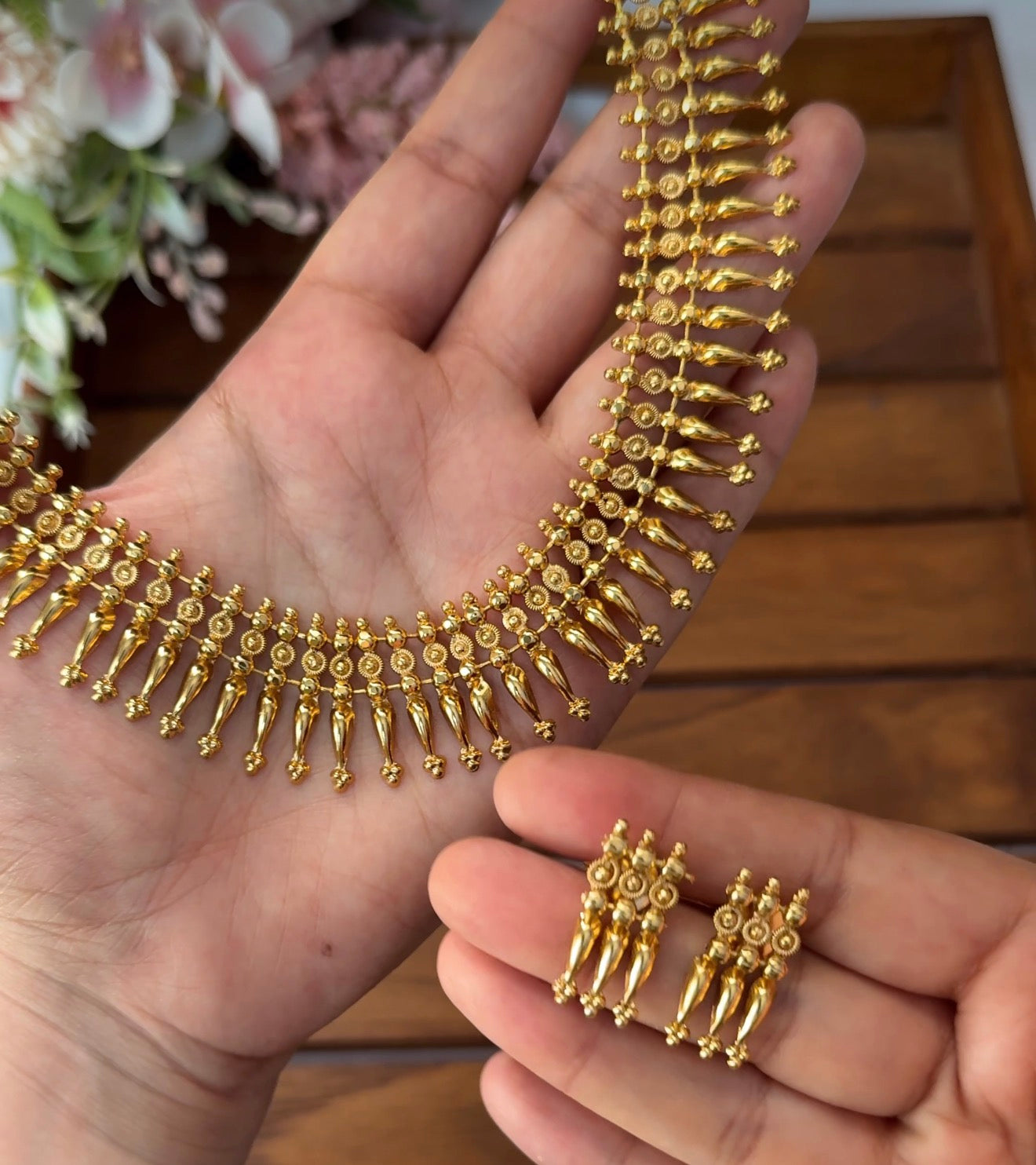 Mullai Mottu Necklace NE148