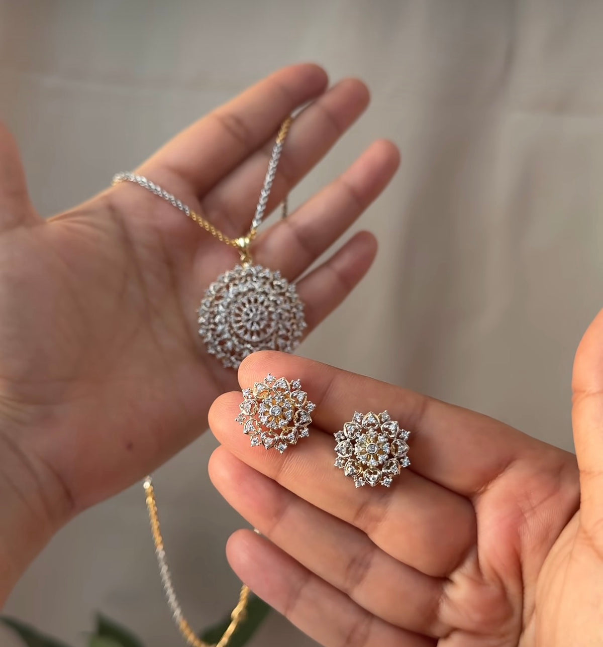 Round Diamond Mix DIA81