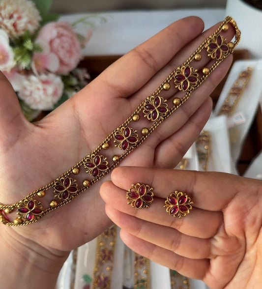 Floral Choker CHO31
