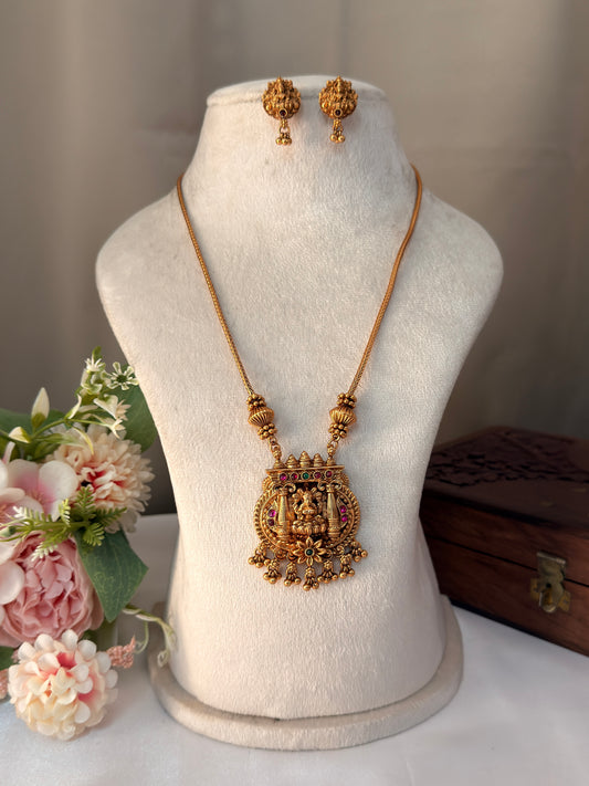 Lakshmi Dollar Single Pillar Short Chain SC11