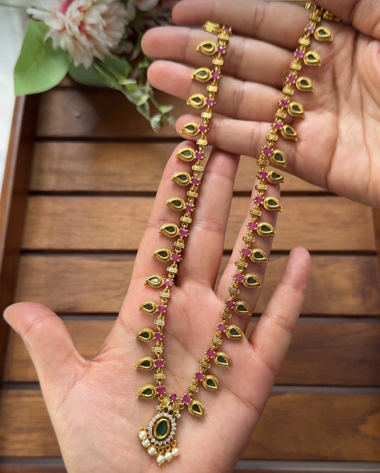 Palaka With Pink Stone Long L55