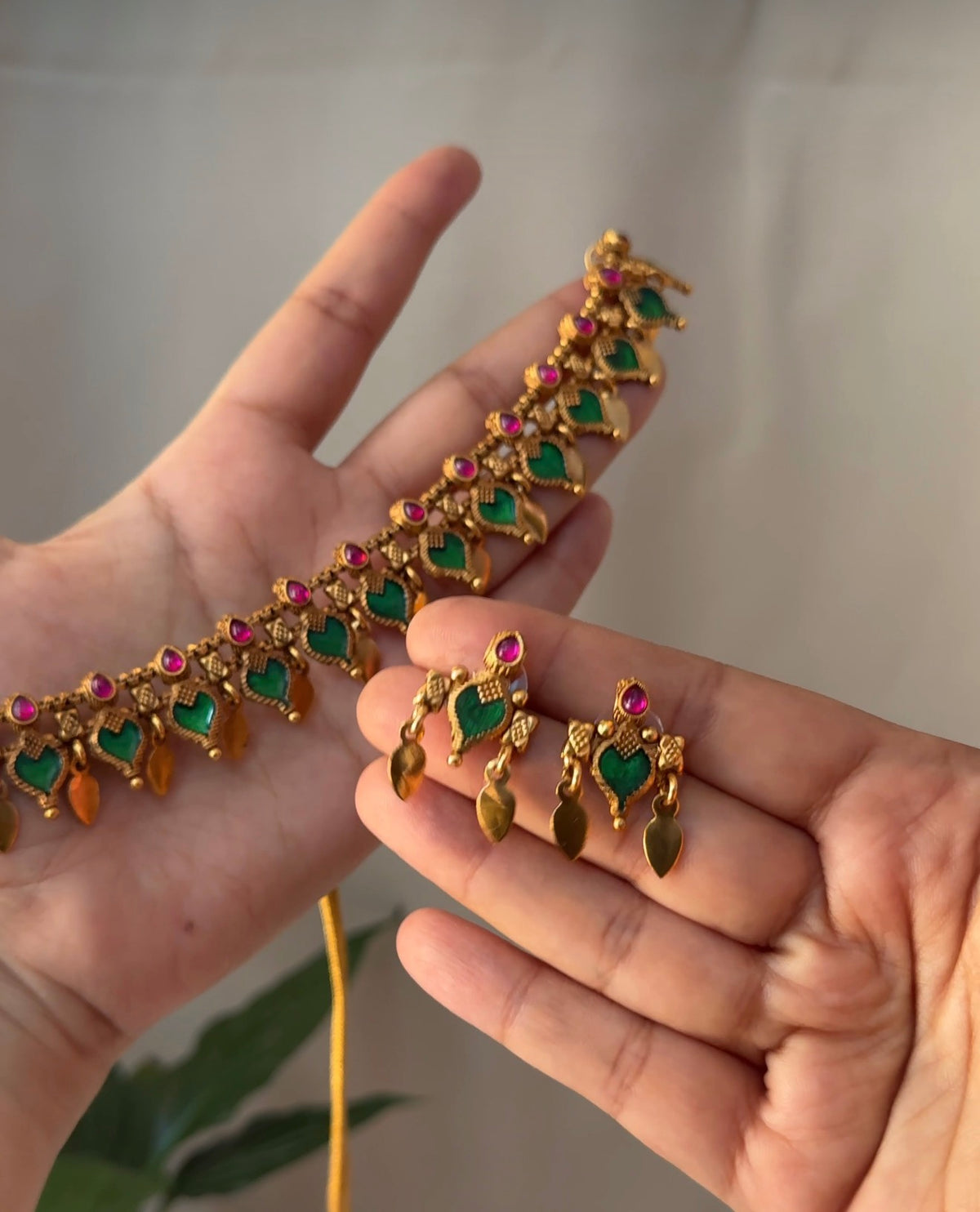 Green Palakka with Elakathali Choker CHO25