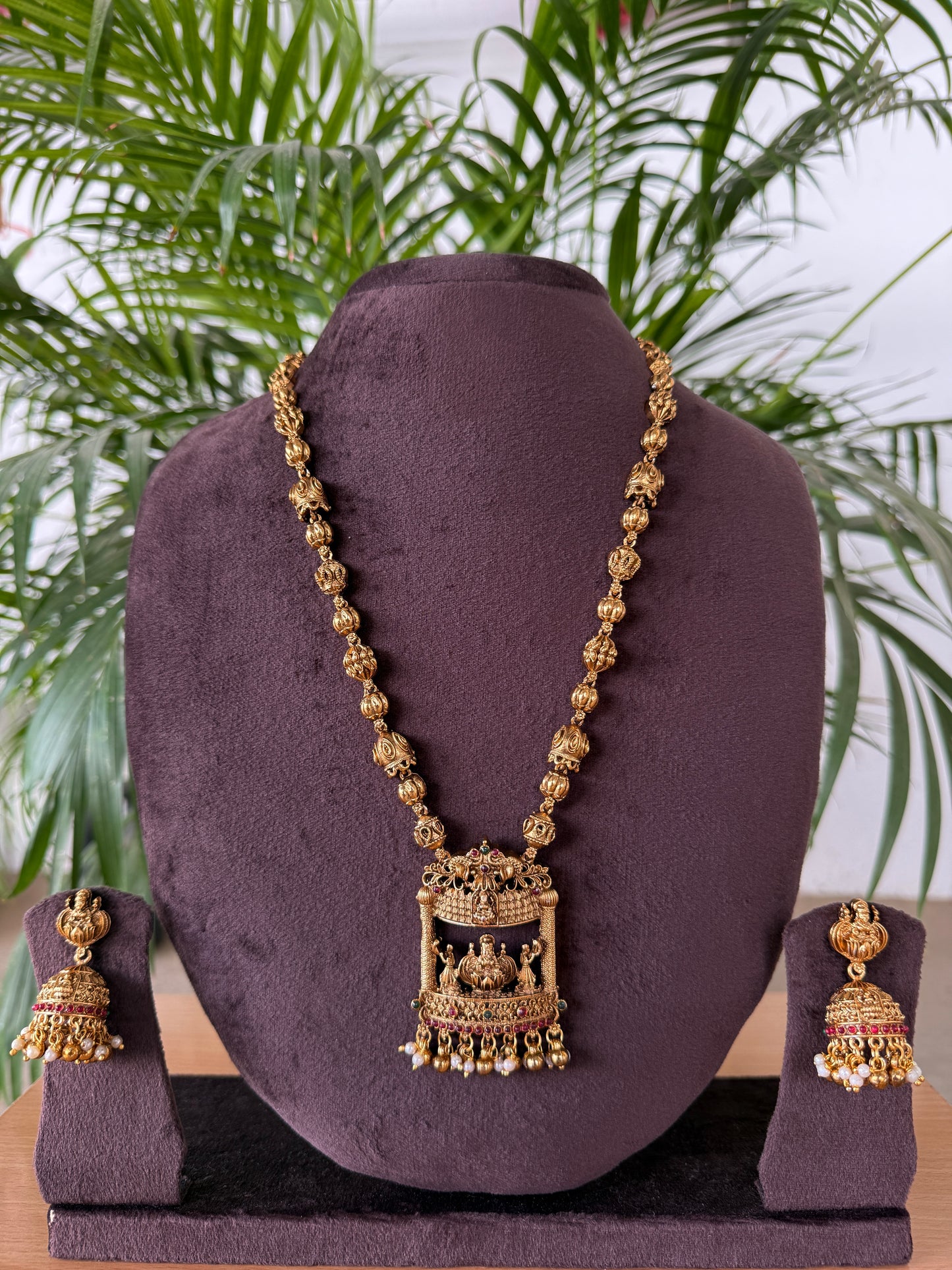 Lakshmi Square Model Long Chain L33