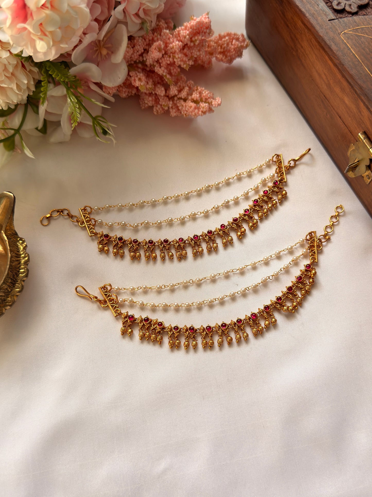 Red Stone with Gold Beads two layer Pearl Maatal MA02