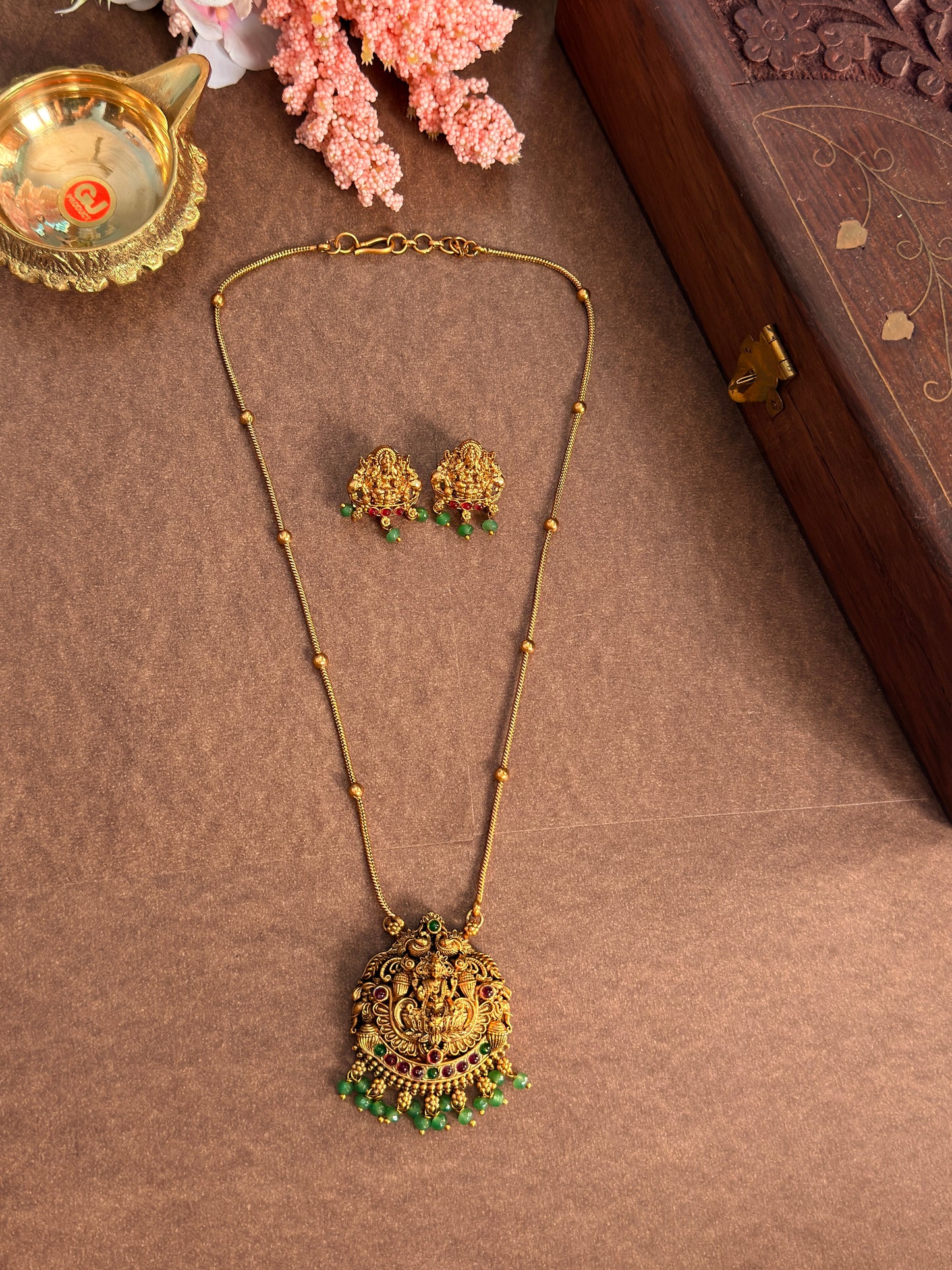 Lakshmi Green Beads short chain SC25