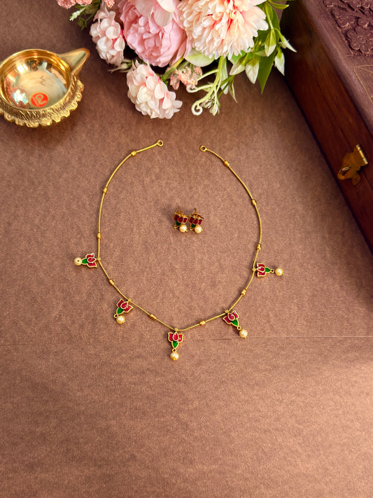 Lotus Necklace small pendent NE38