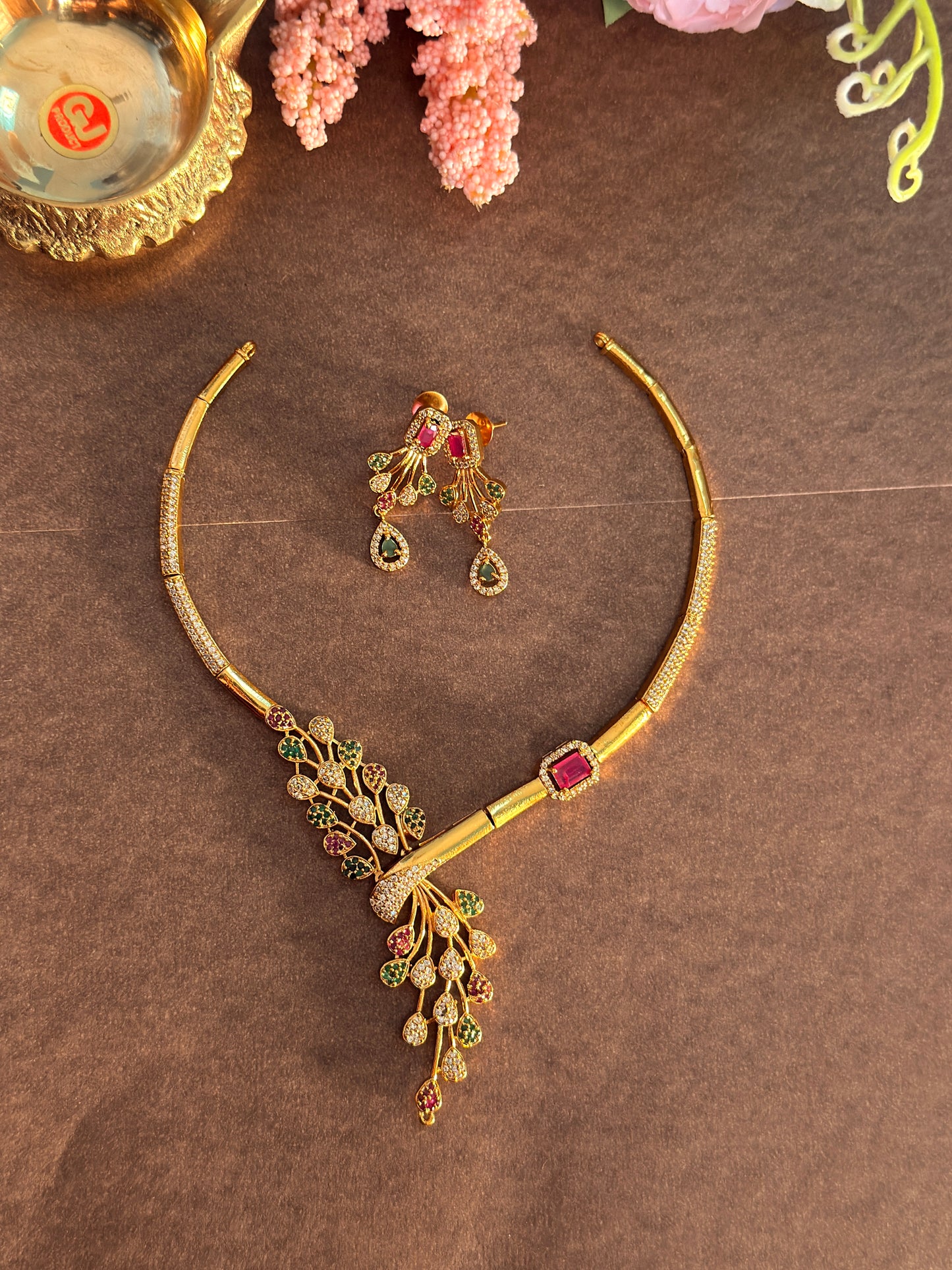 AD Elegant Red stone necklace