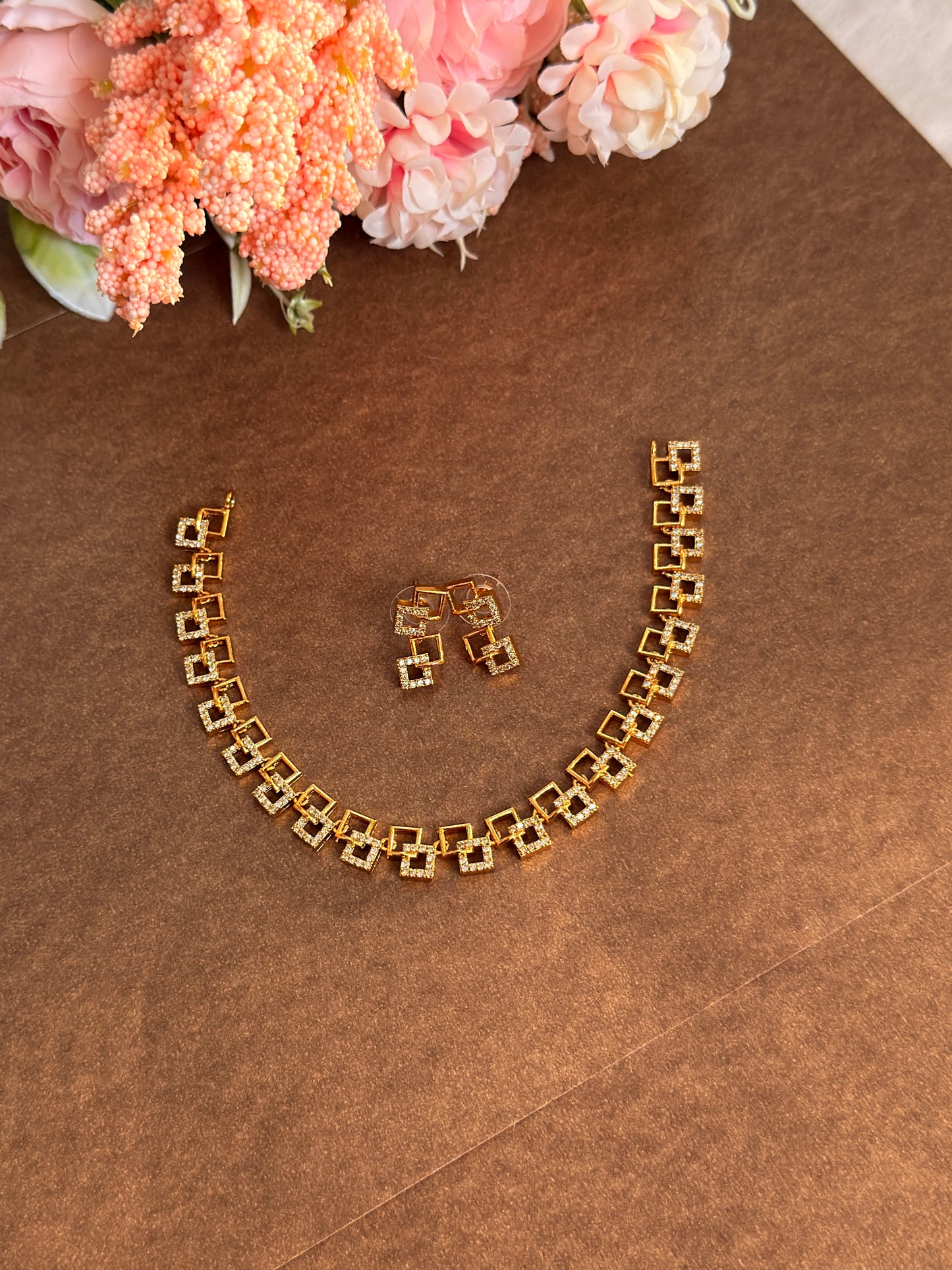 AD Necklace Square design DIA33