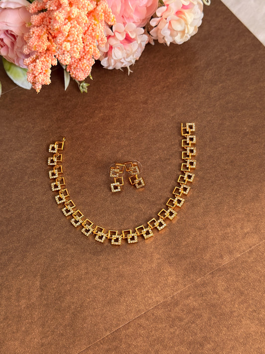 AD Necklace Square design DIA33