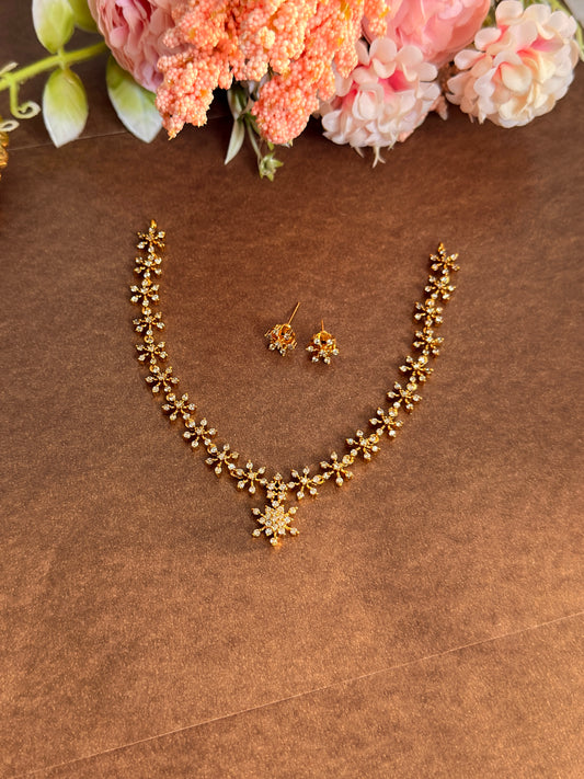 Star design AD Necklace DIA32
