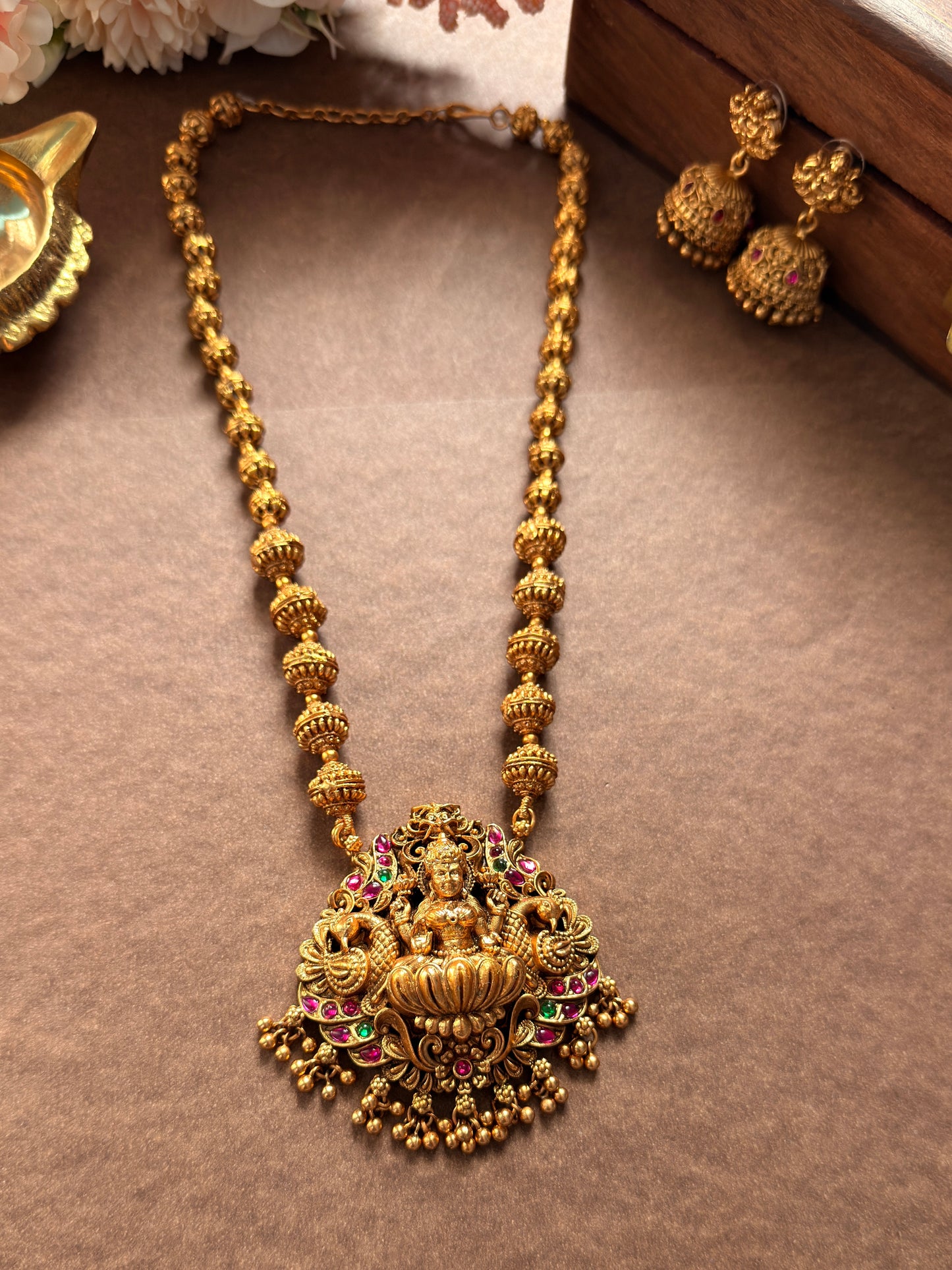 Lakshmi With Peacock Design Pendent Mid Haram MID15