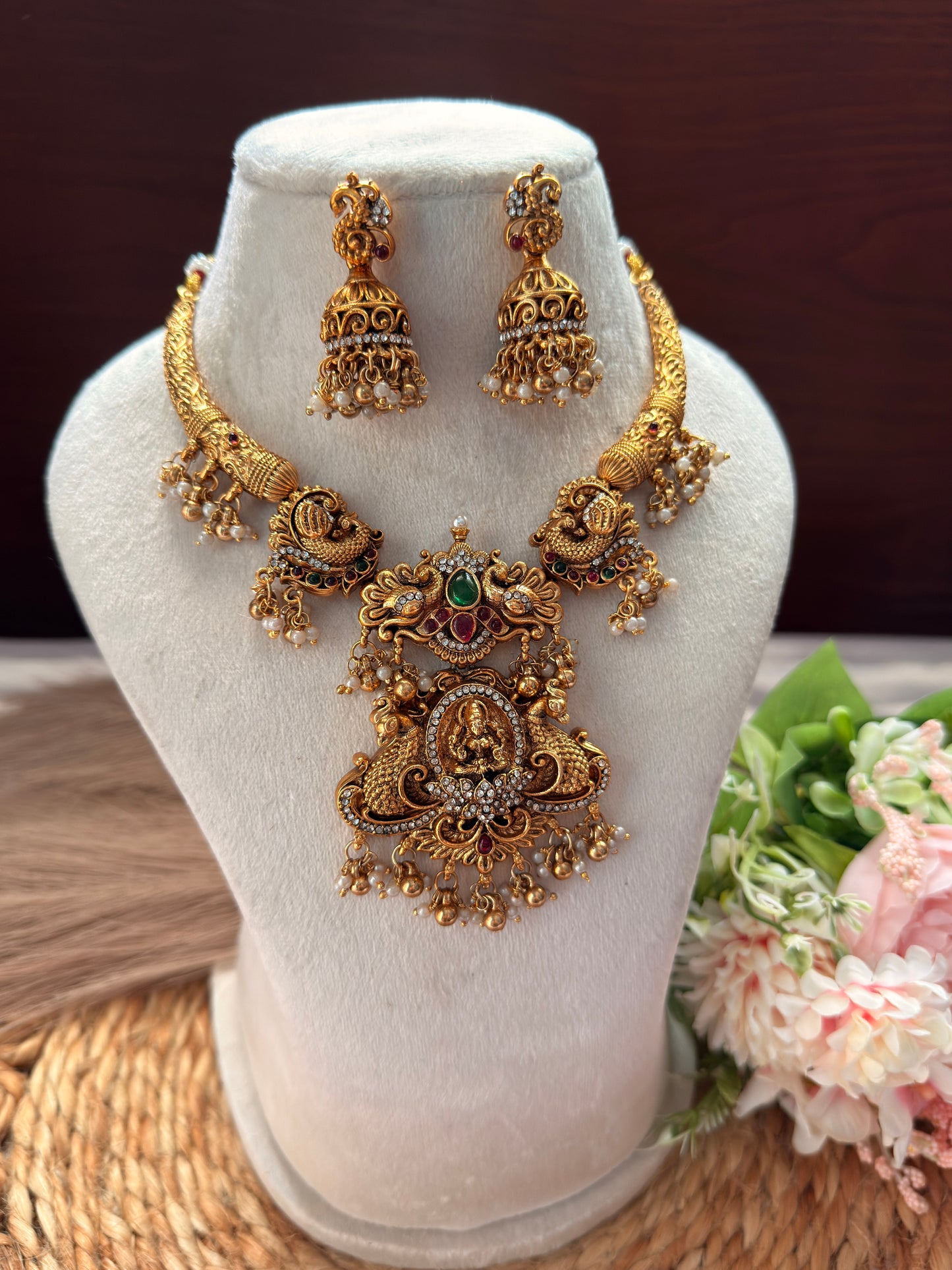 Lakshmi multi Stone Necklace with gold and pearl hanging NE23