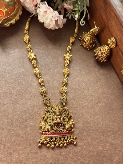 Beautiful Lakshmi Red stone Short Chain SC12