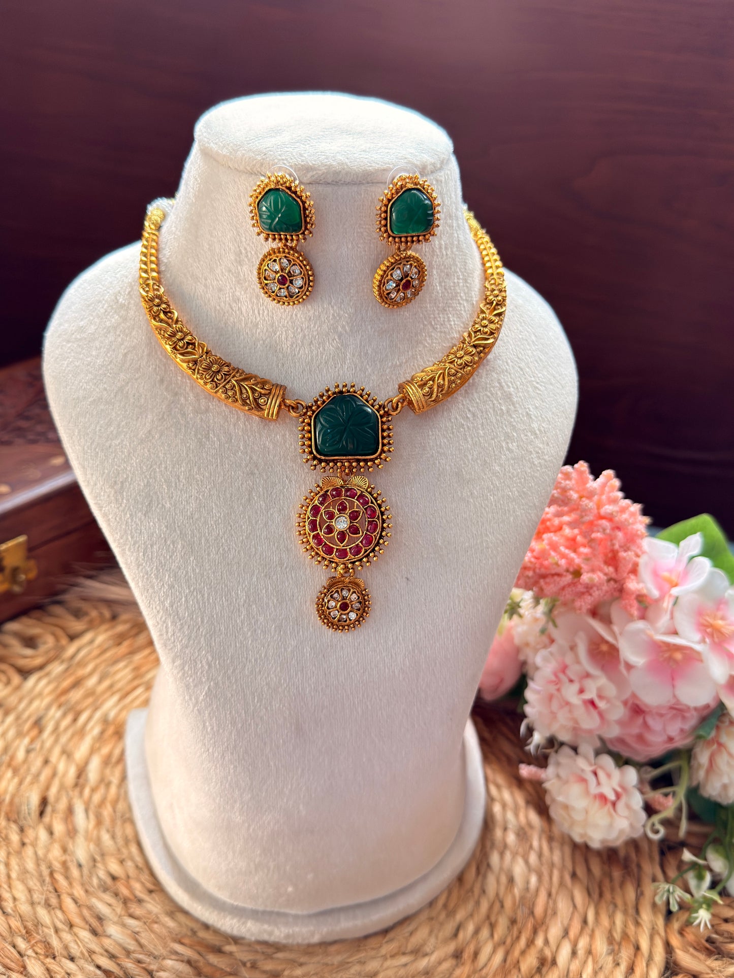 Single Green Stone Necklace NE33