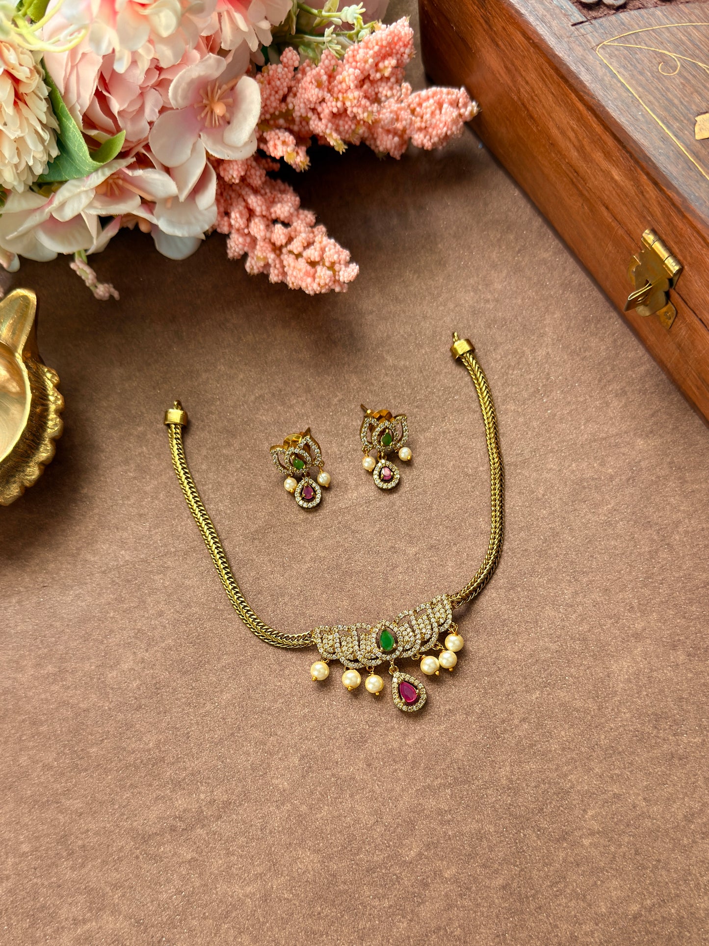 multi stone lotus ad necklace with pearl DIA44