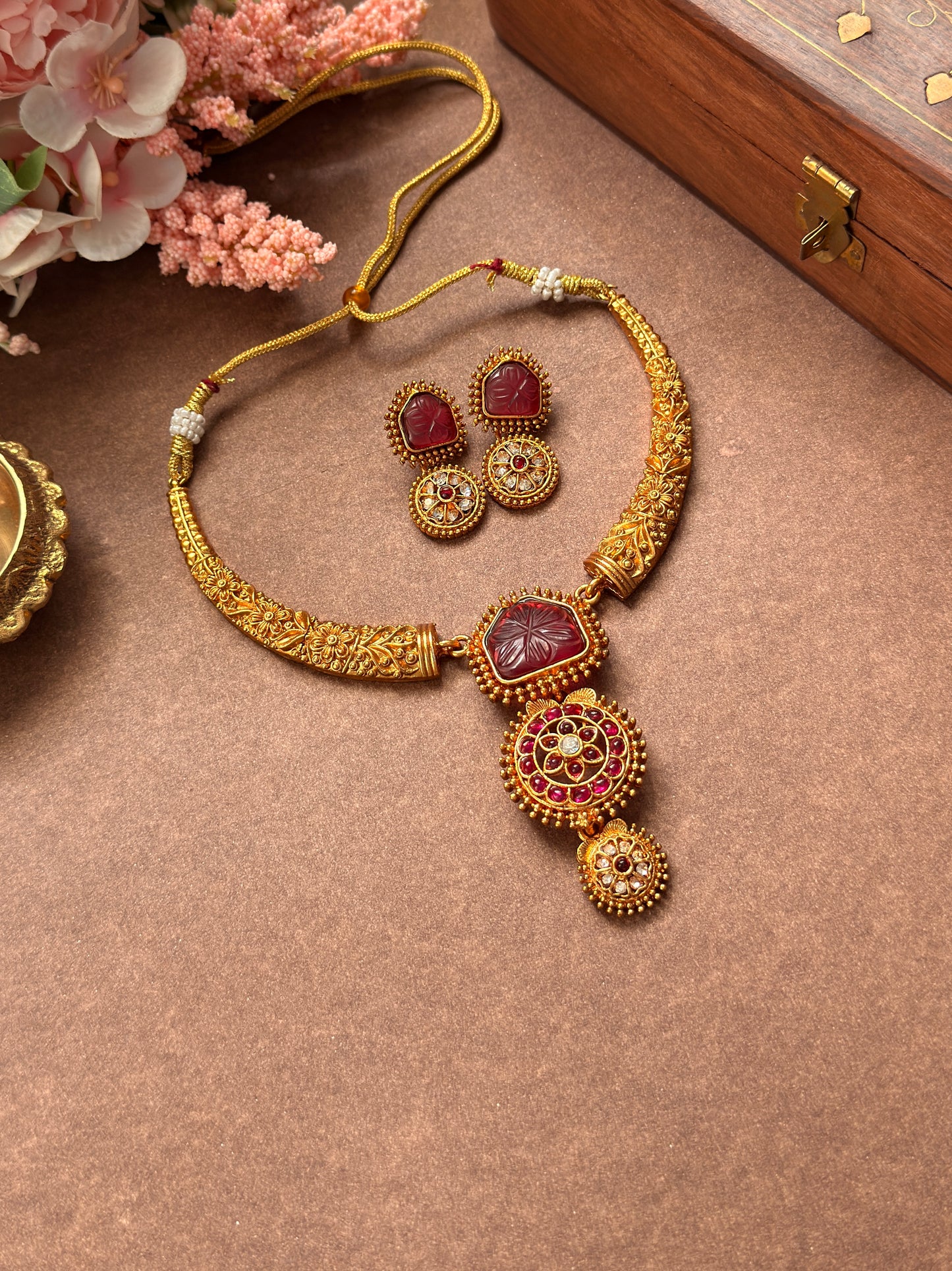 Single Red Stone Necklace NE33