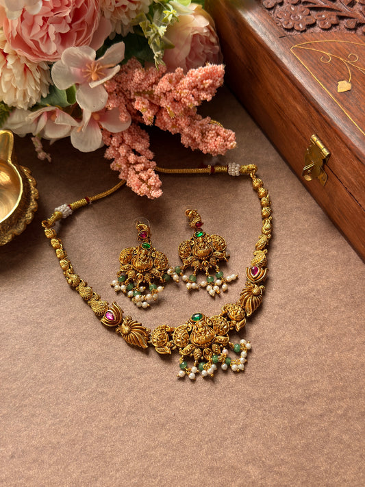 Lakshmi Necklace green beads NE64