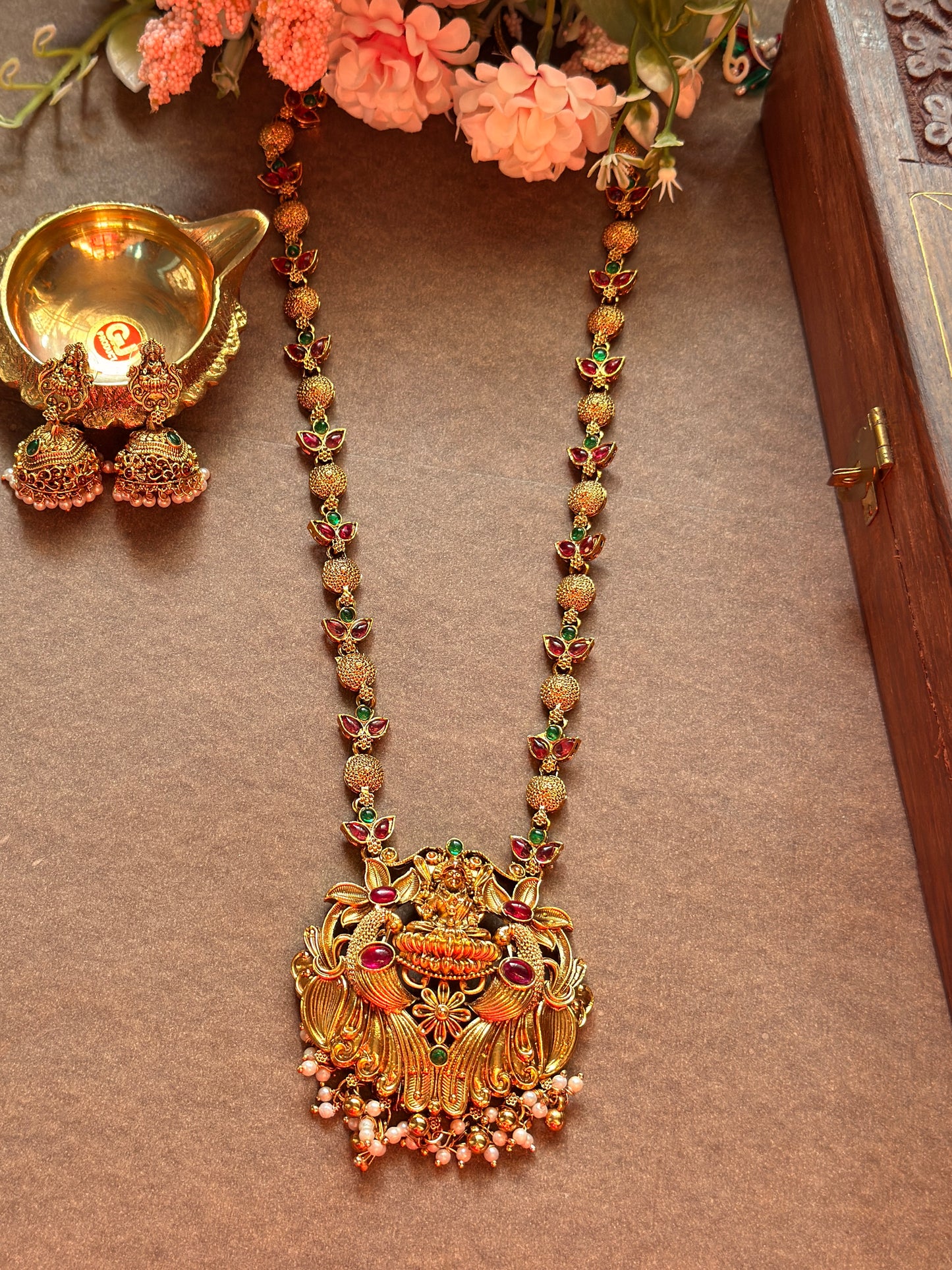 Lakshmi Leaf Design Long Chain