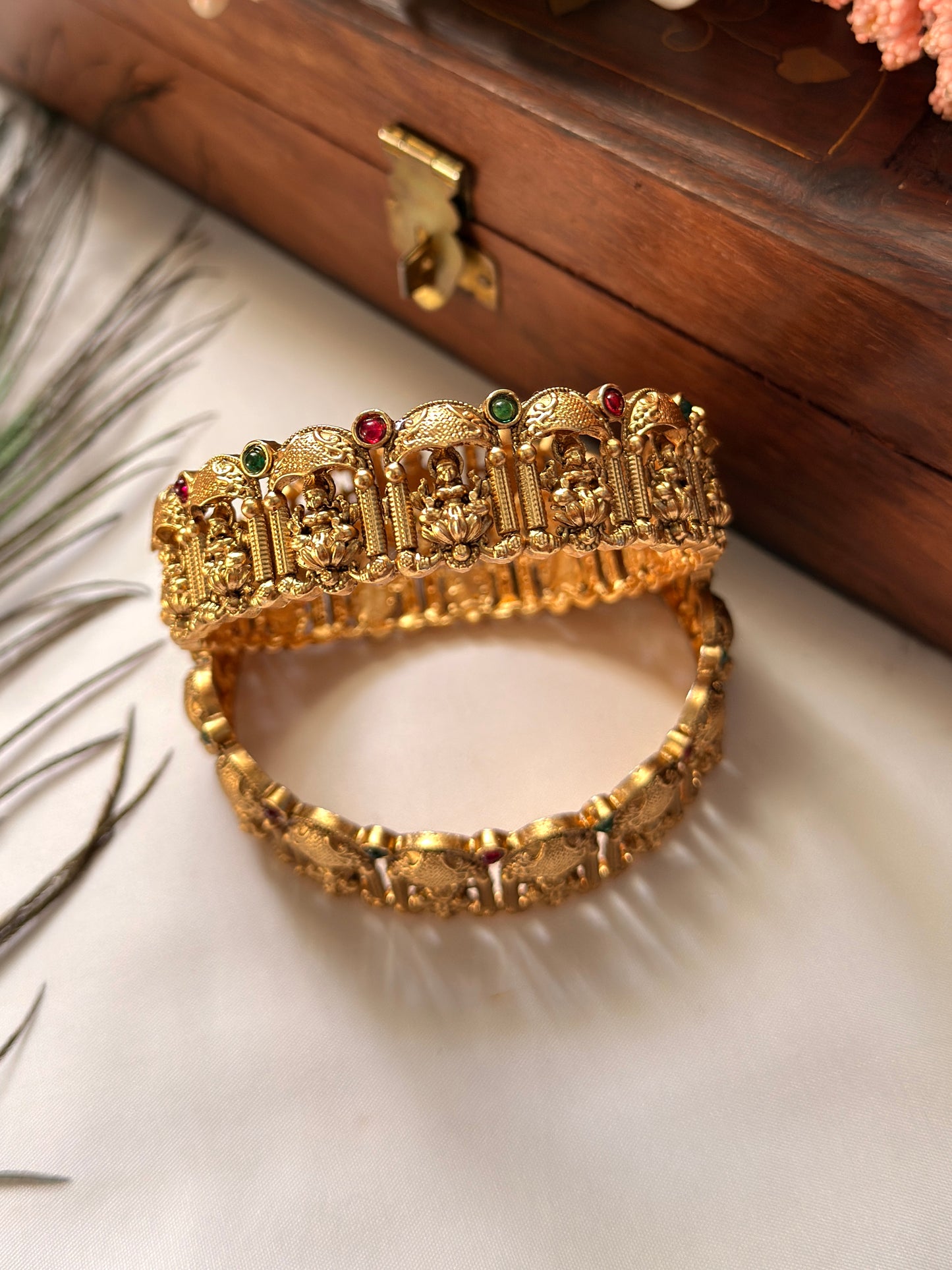 Lakshmi Arch Bangles B49