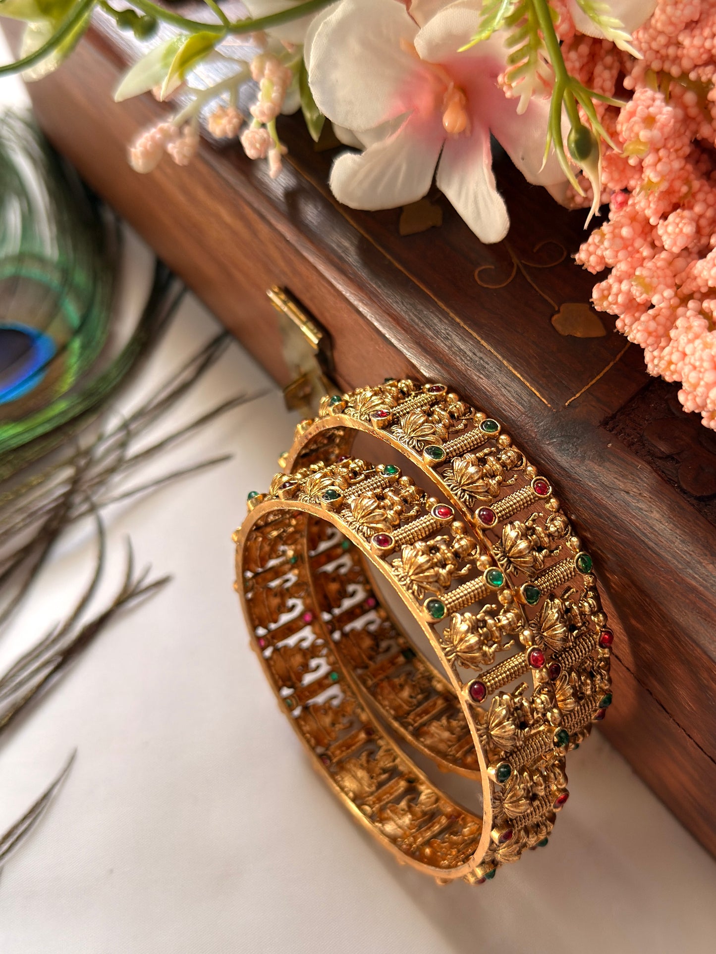 Lakshmi Pillar Bangles B32