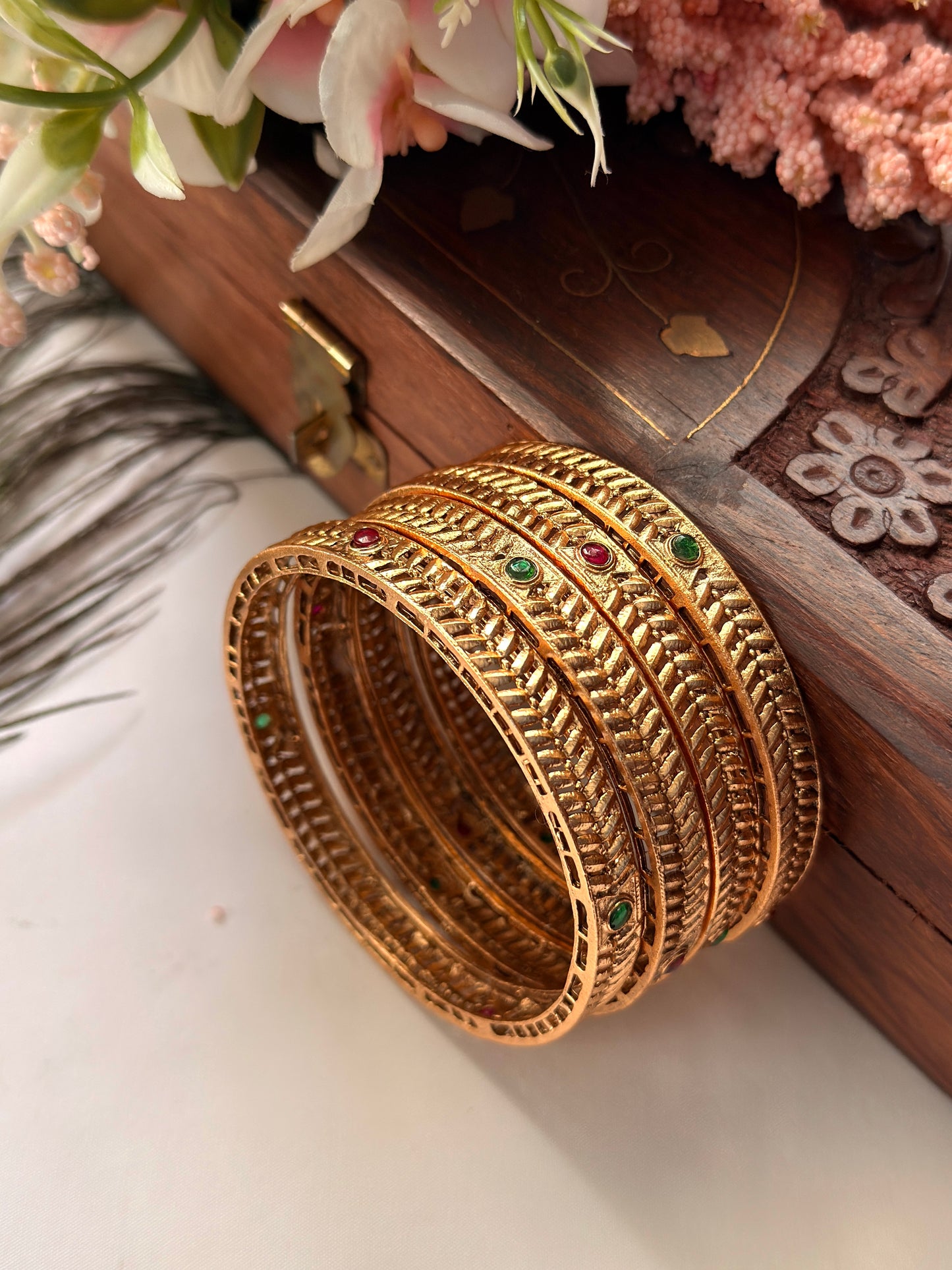 Non idol Bangles B25