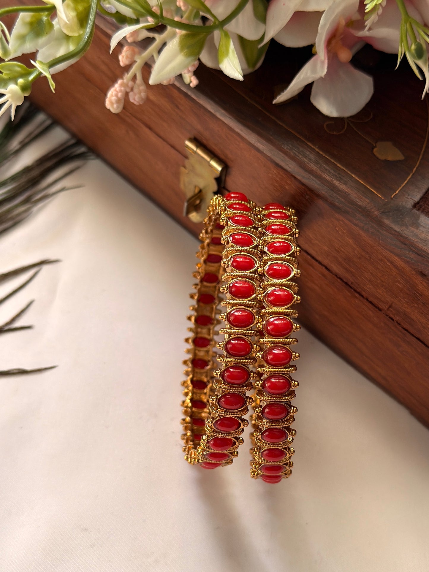 Simple Coral Bangles B11