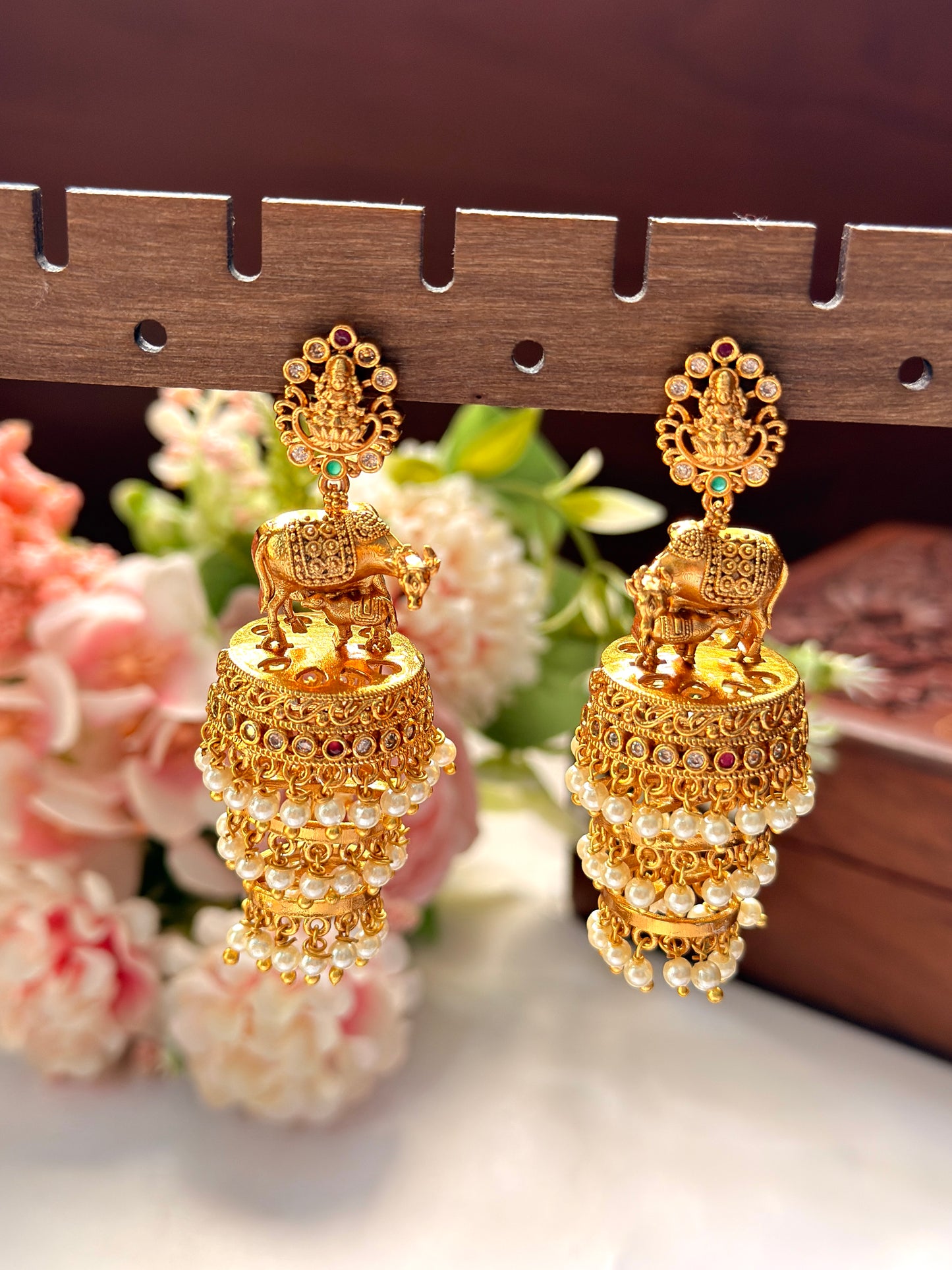 Divine Kamdhenu with Pearl EAR04