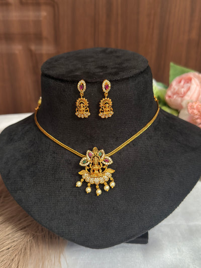 Cute Lakshmi Single pendant chain NE88