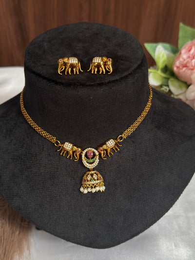 elephant necklace with pearl hanging NE20