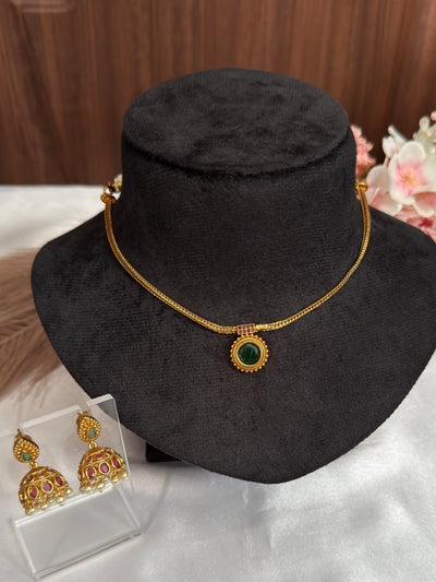 Simple Green Stone Necklace NE68