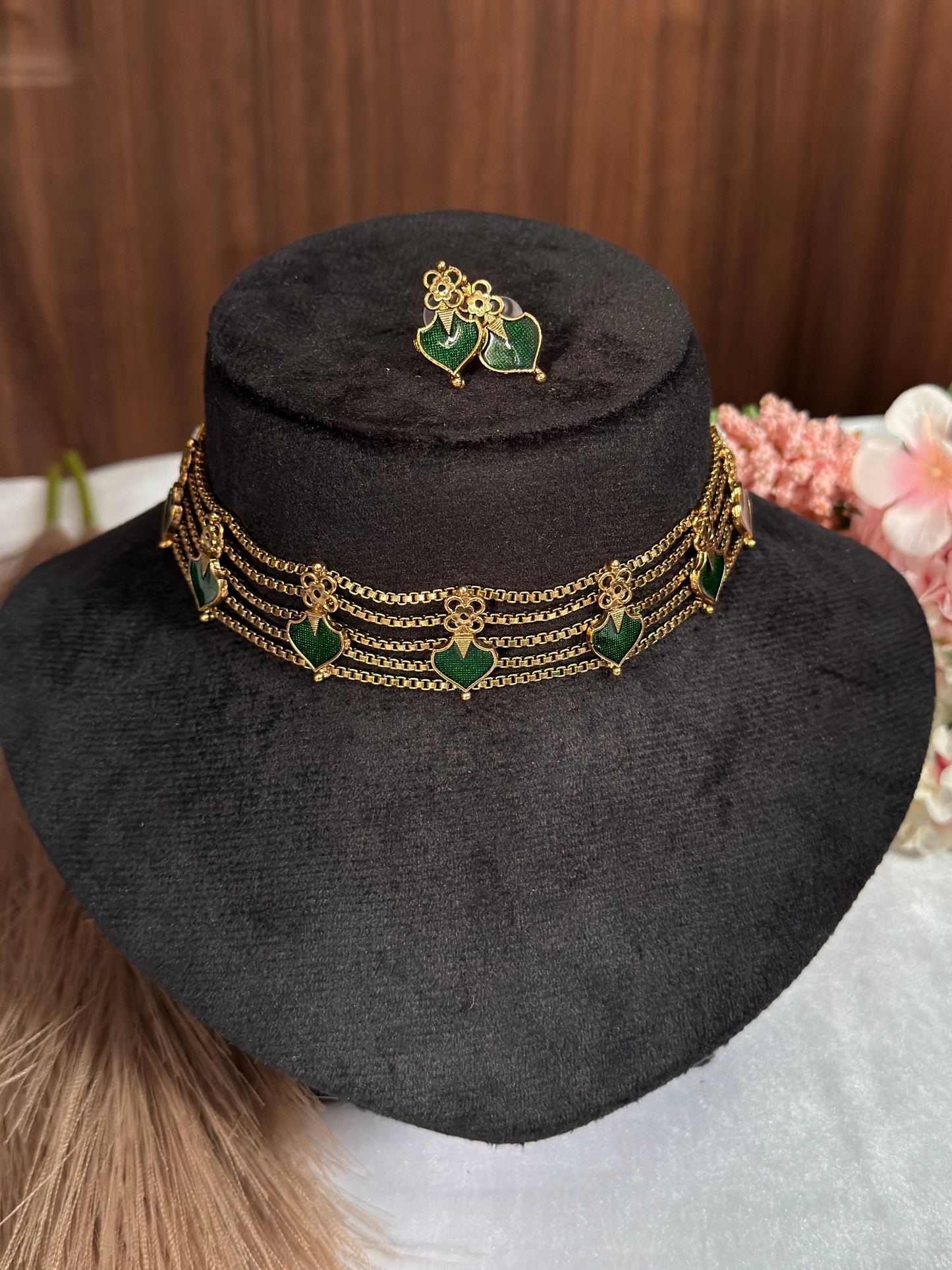 Heart choker CHO05