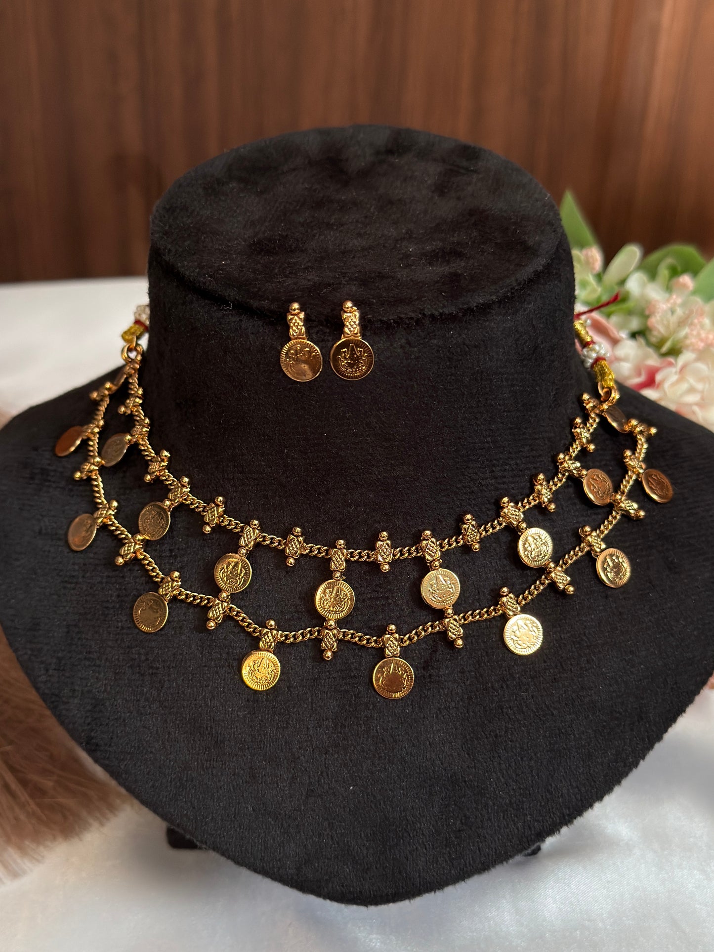 Two Layer Coin Choker CHO17