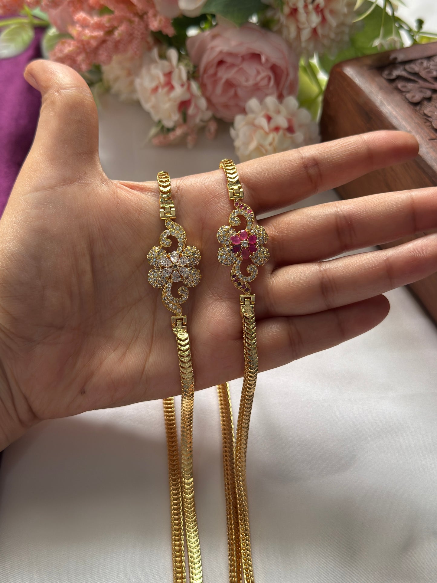 Flower Design Mugappu Chain