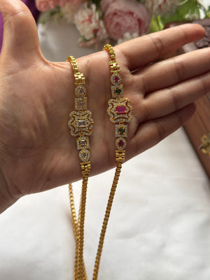 Mugappu Chain