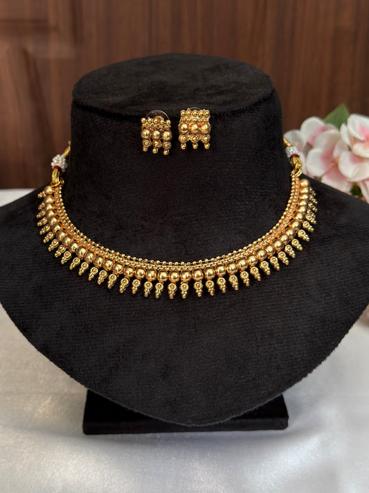 Golden Ball Necklace NE124