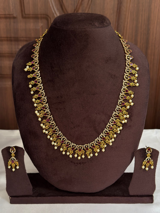 Non Idol Ruby Pearl Long Chain L72