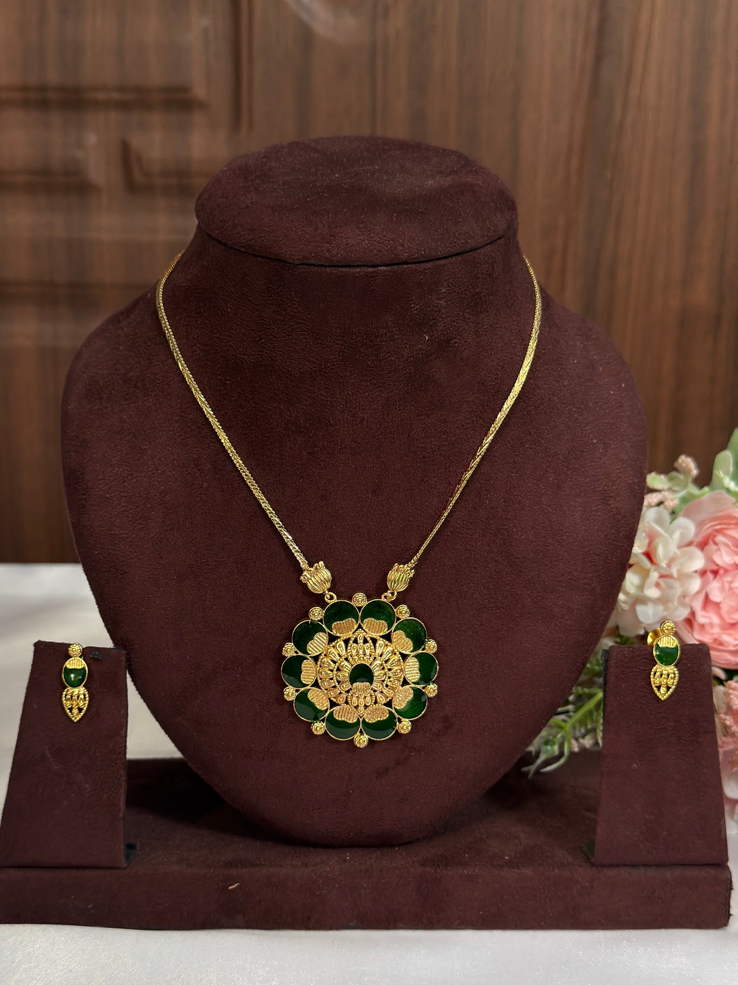 Enamel Short Chain