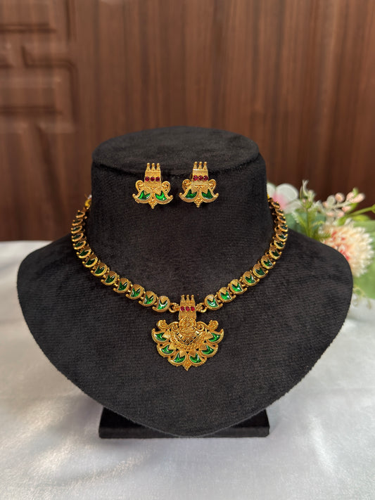 Lakshmi Small Mango Necklace NE121